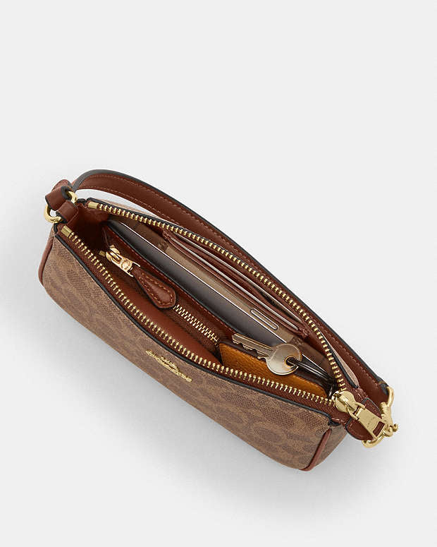 Coach Nolita 19