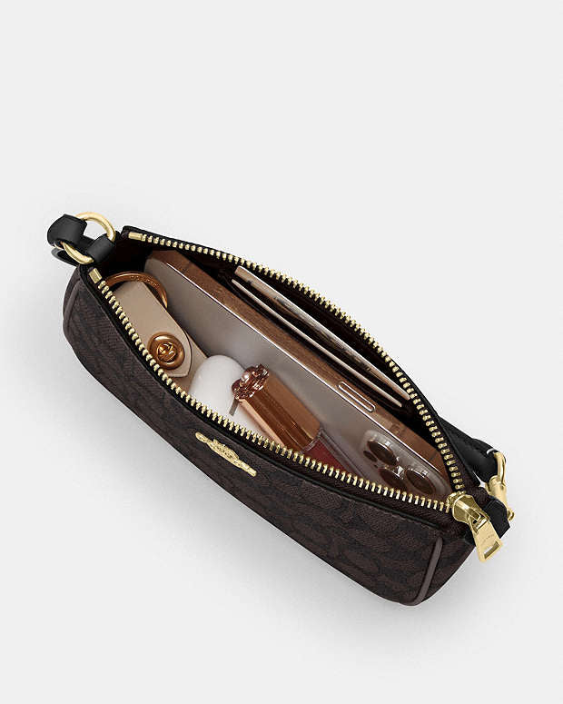Coach Nolita 19