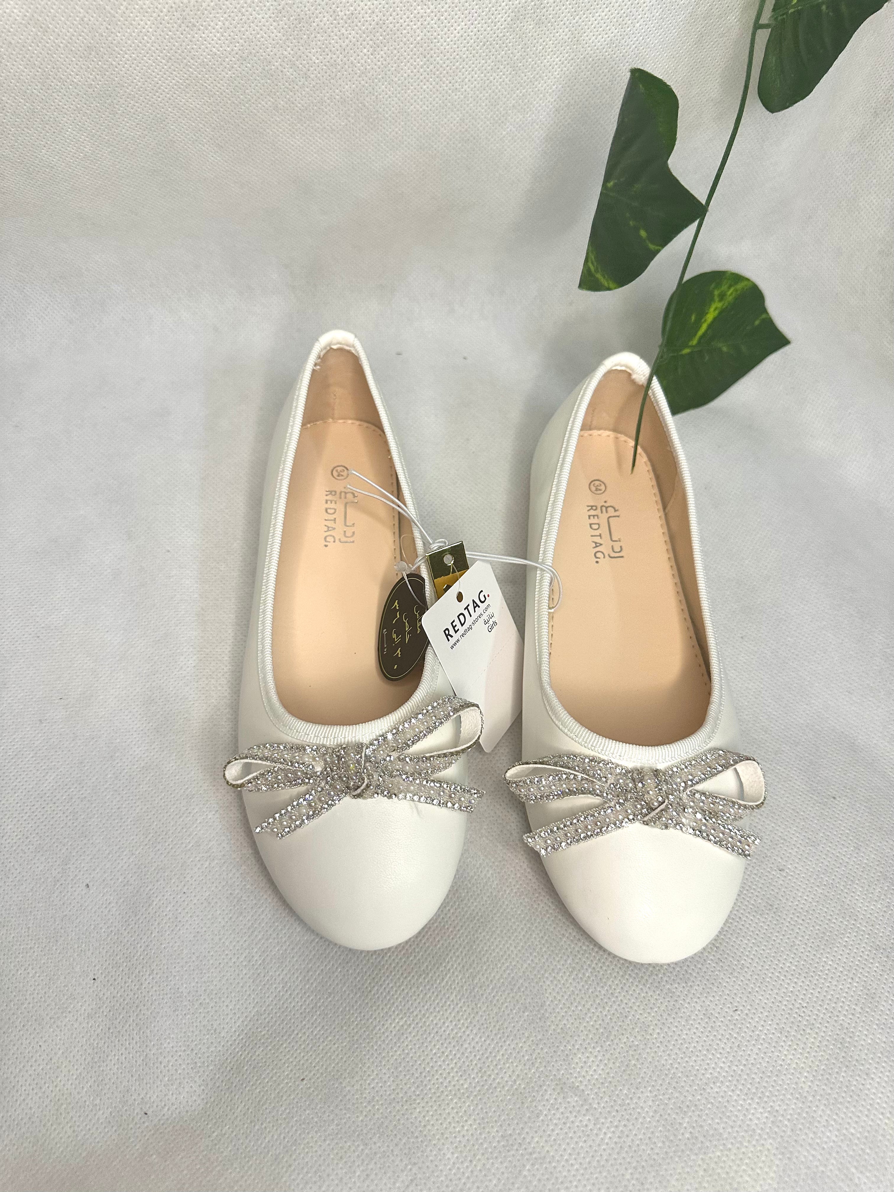 Beautiful redtag white bow embelished pump shoes