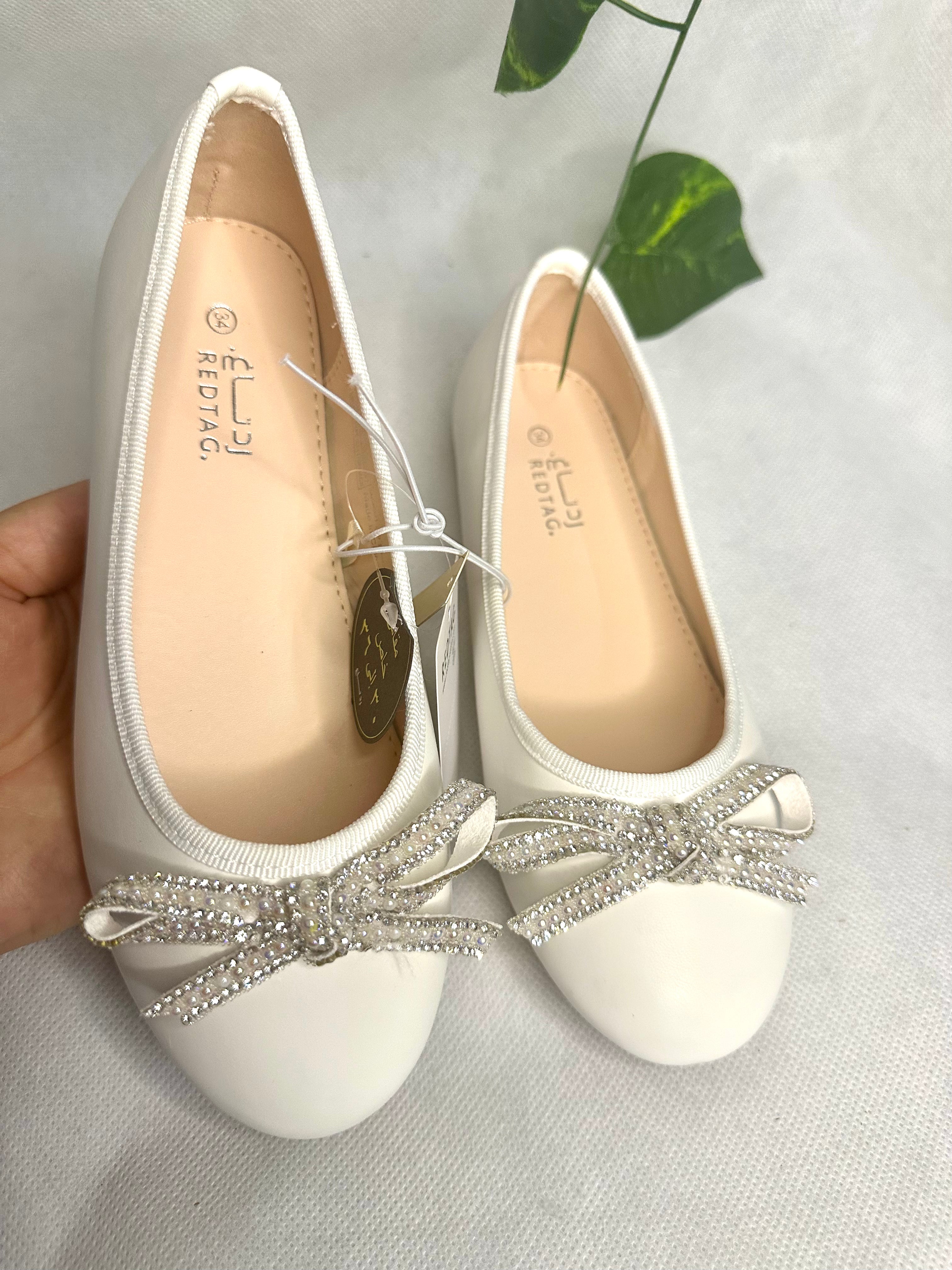 Beautiful redtag white bow embelished pump shoes