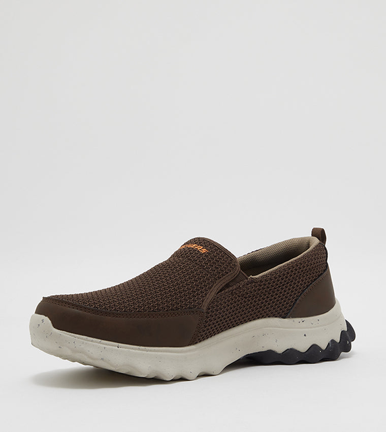 SKECHERS
VOSTON SLIP ON WALKING SHOES