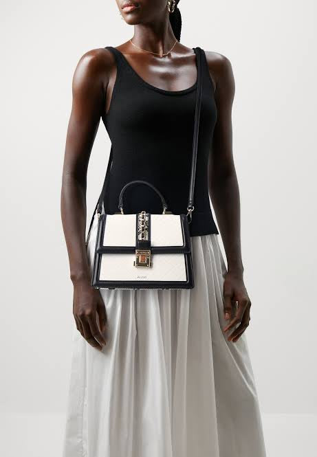 Aldo Hennahhx
Top handle bag