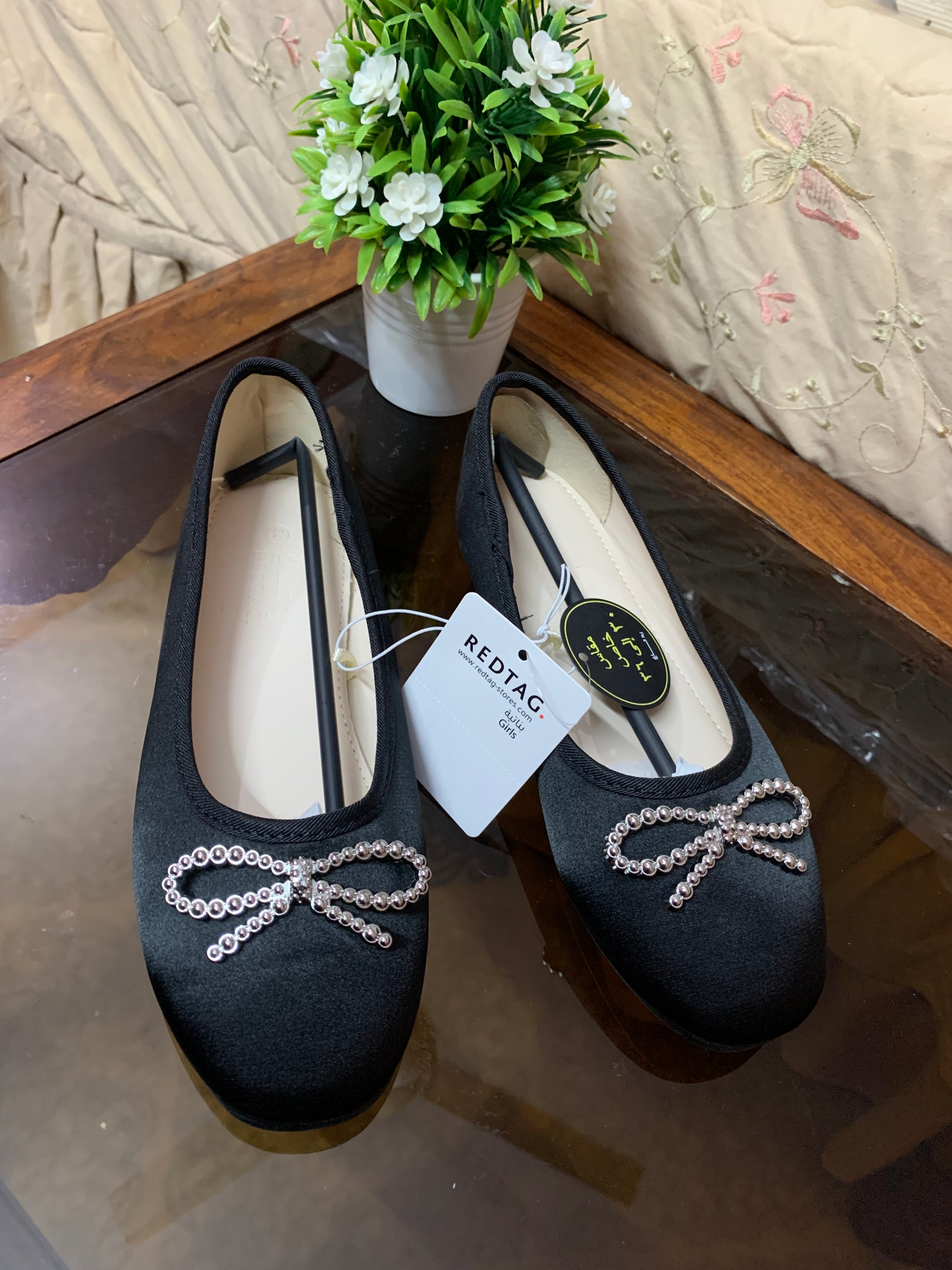 REDTAG GIRS BLACK BOW SHOES/ PUMPS