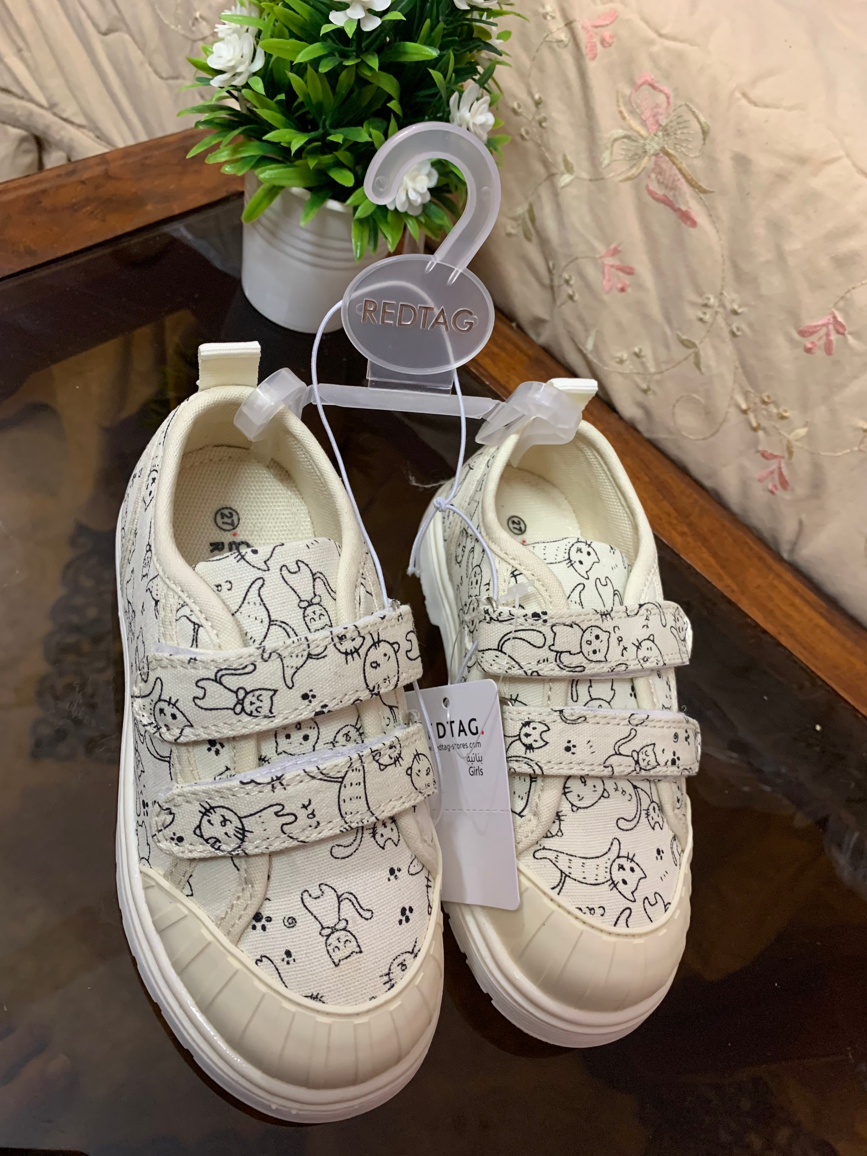 Redtag cute meow unisex shoes