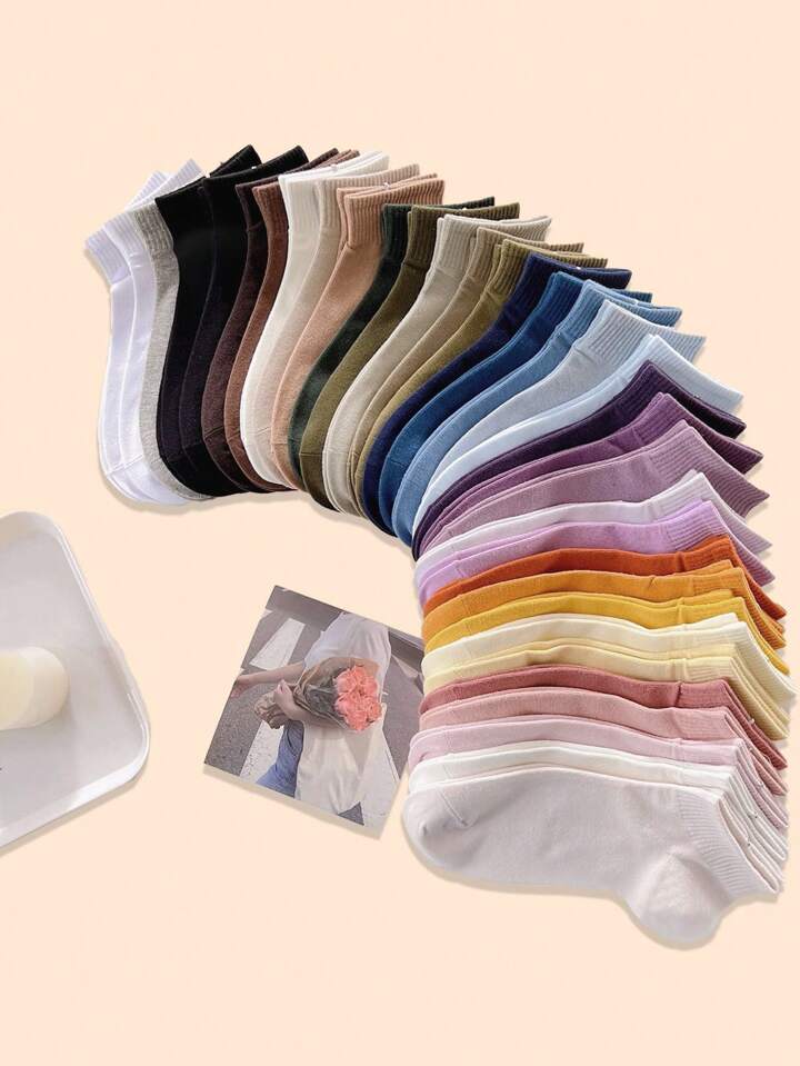 Shein 10 pairs Random children’s Simple Candy Gradient Color Sports Crew Socks