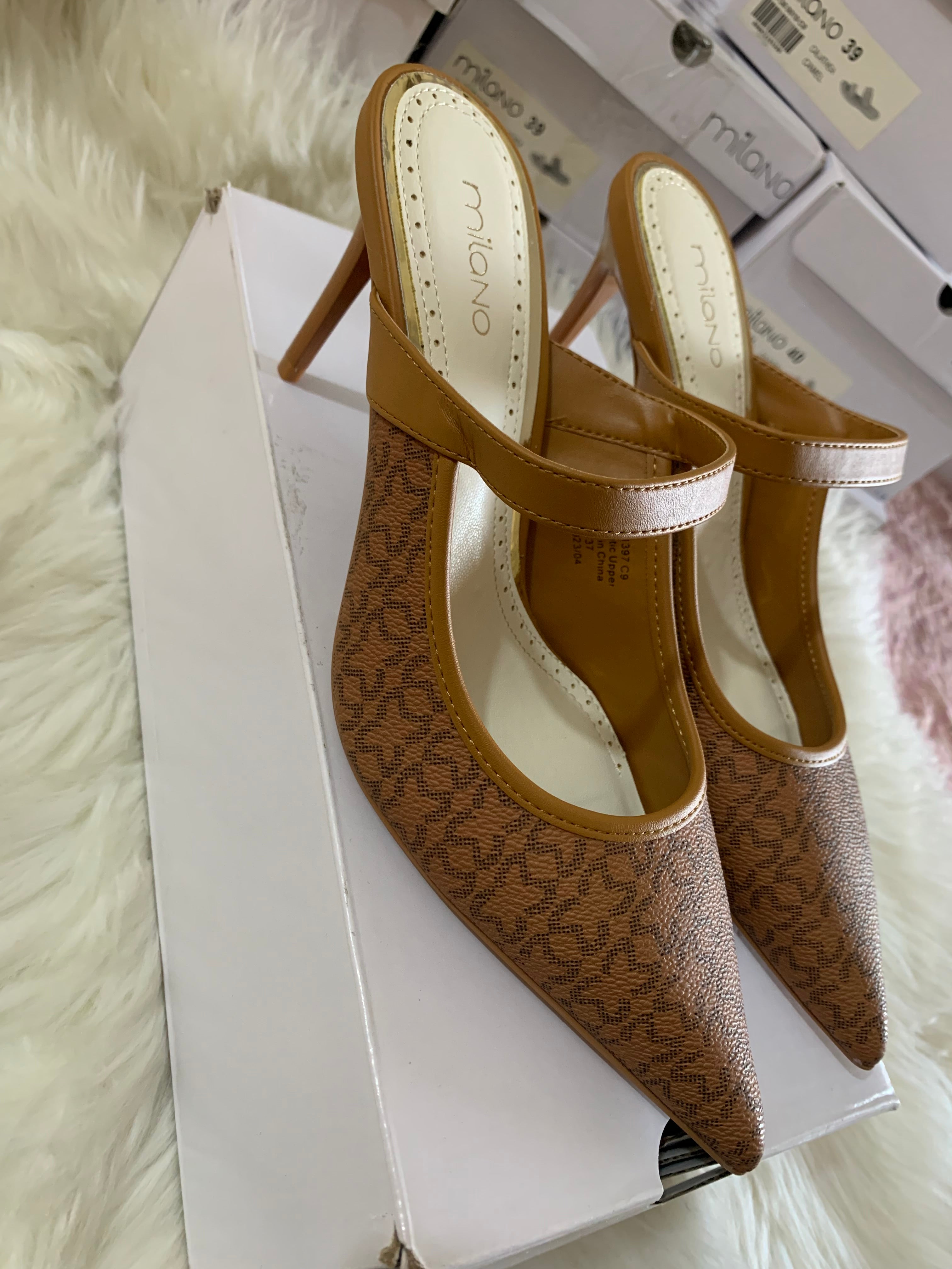 MILANO AVANA CAMEL PUMPS HEELS