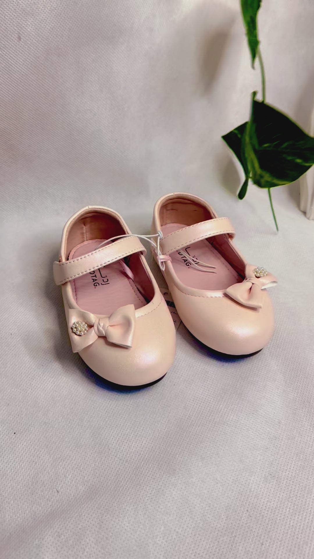 REDTAG GIRLS SHINY SHOES